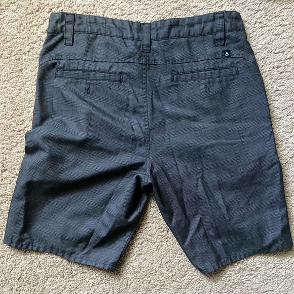 Matix shorts - Picture 2 of 2